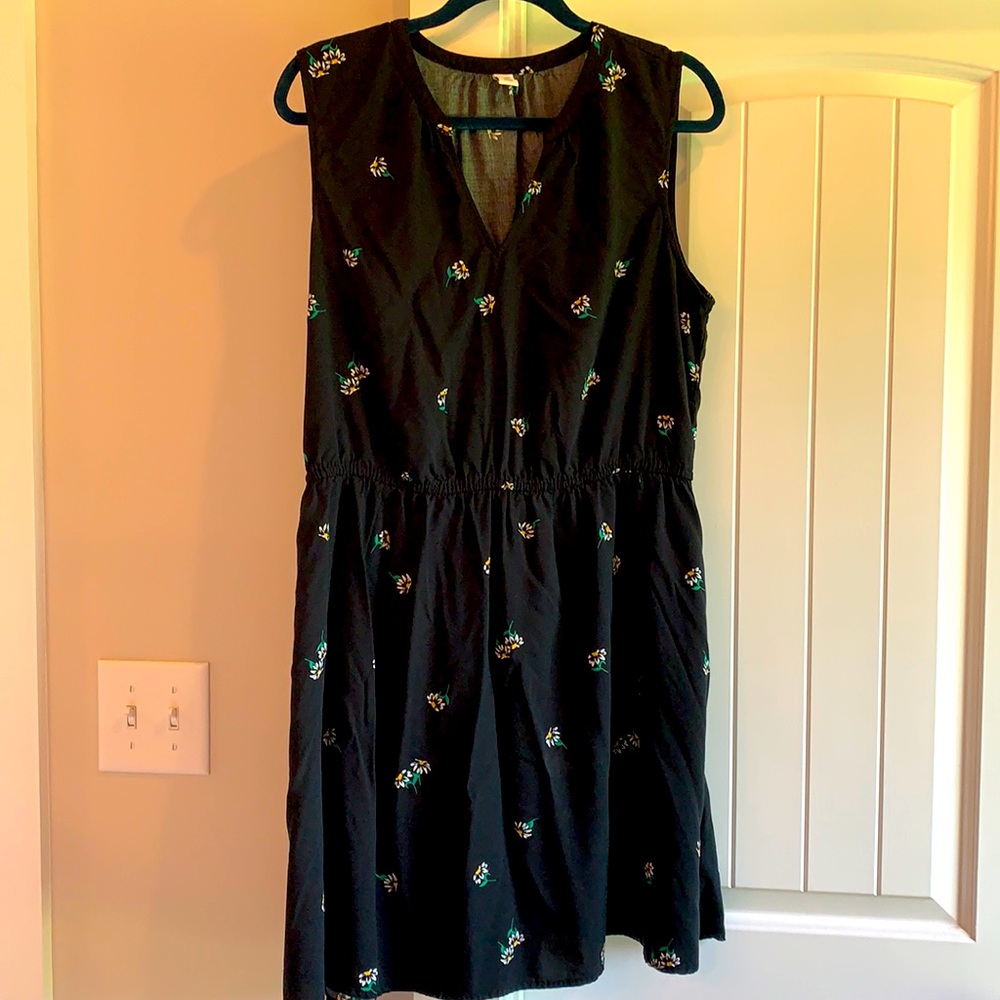 Sleeveless summer dress